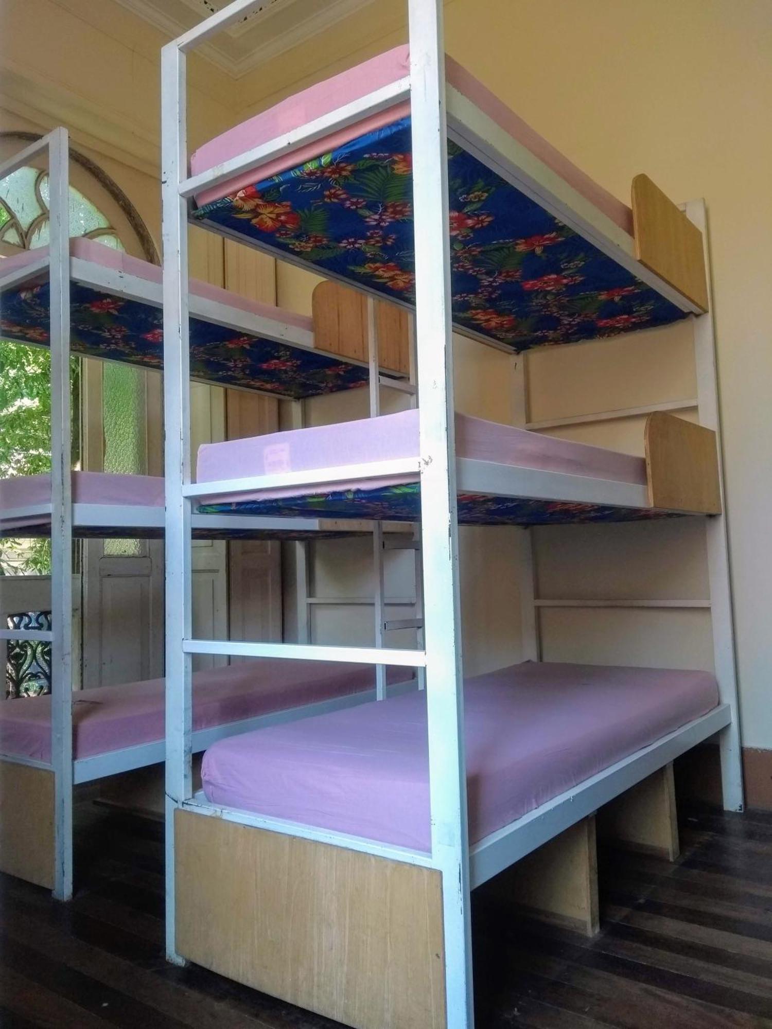 Lapa Casa Hostal *